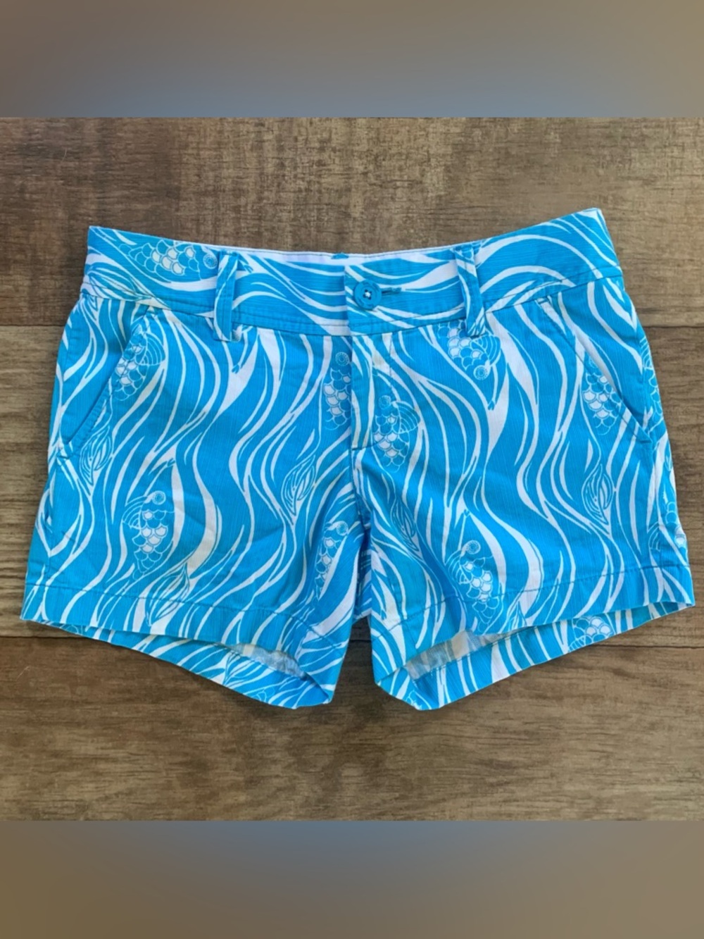 Lilly Pulitzer Blue fish shorts